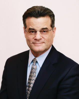 Headshot of Richard Zimmer