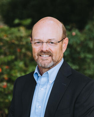 Headshot of Duane Hopper