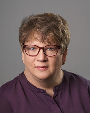 Headshot of Carla Janikowski