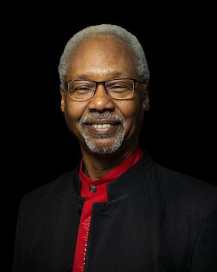 Headshot of Elisha Pullen