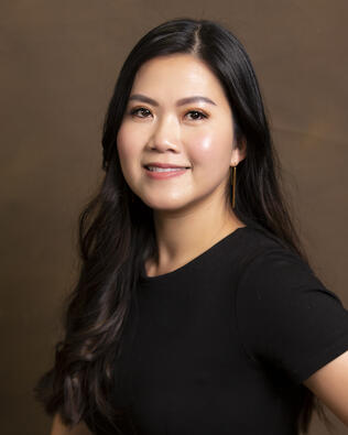 Headshot of Trang Hoang