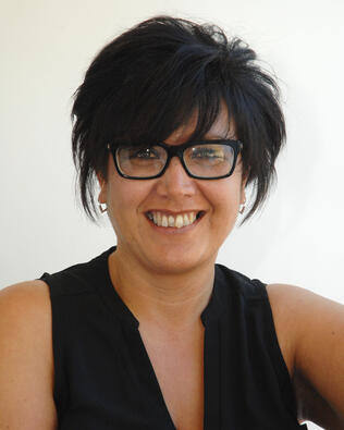 Headshot of Kim Newton