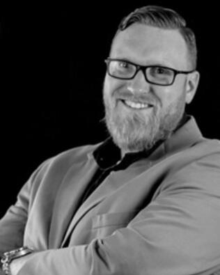 Headshot of Joshua Bolling