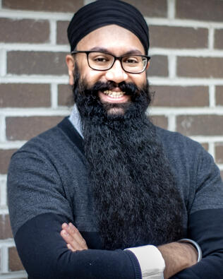 Headshot of Gurdeep Rihal