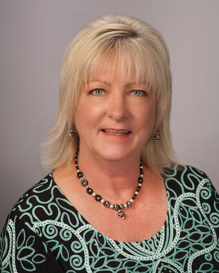 Headshot of Barbara Pedersen