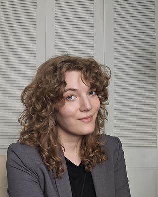 Headshot of Dauria Tevis