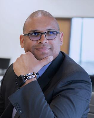 Luis Sanchez, CENTURY 21 Real Estate Agent in St. Joseph, MI