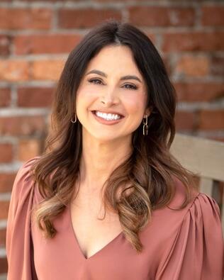 Headshot of Ashley Ely