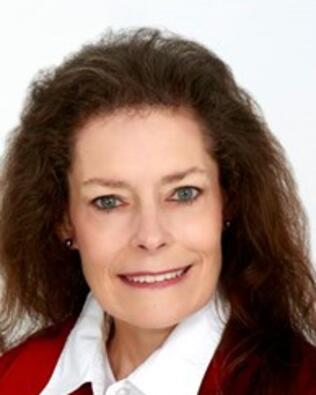 Headshot of Vera Scotti