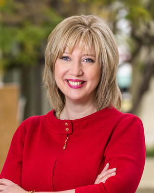 Headshot of Meg Middleman