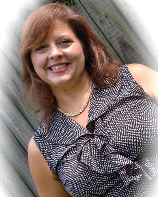 Headshot of Monica Haworth