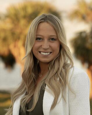 Headshot of Ashley Jung