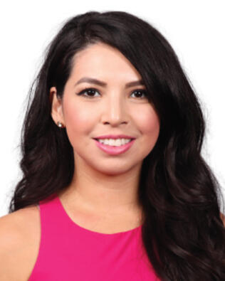 Headshot of Perla Paniagua