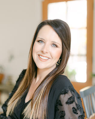 Headshot of Kourtnee Taylor