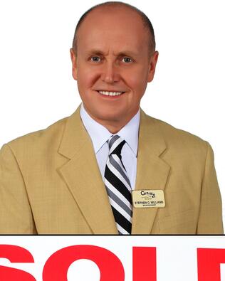 Headshot of Stephen Williams