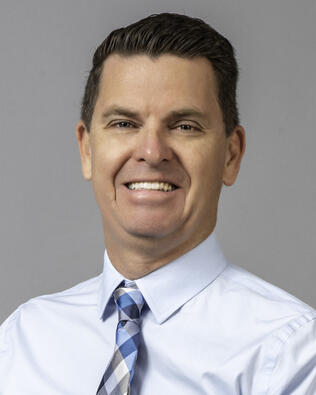 Headshot of Jeffrey Gill