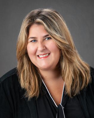Headshot of Bailey Akers