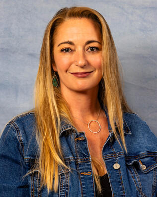 Headshot of Darcy Shaffer