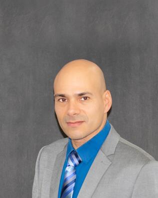 Headshot of Javier Lopez