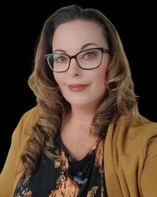 Headshot of Roberta Lujan