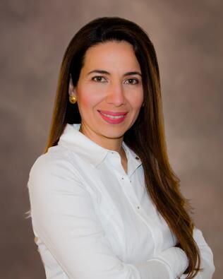 Headshot of Mery Craft