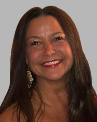 Headshot of Nichole Koch