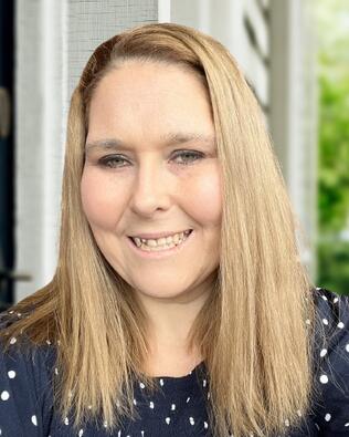 Headshot of Stephanie Plunkett