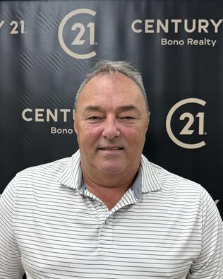 Headshot of Tony Cornner