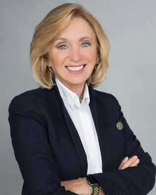 Headshot of Diana Kryston