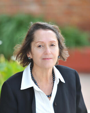 Headshot of Alma R Rodriguez