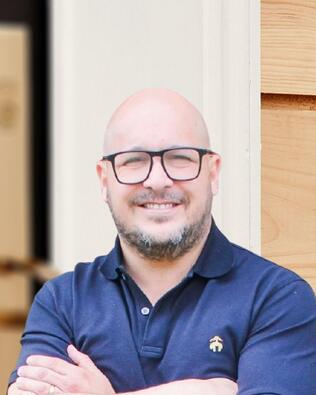 Headshot of Jose Osores