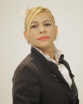 Headshot of Anabel Pena