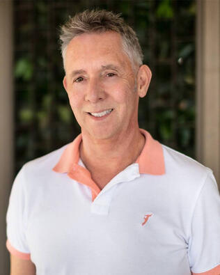 Headshot of Tim Wedrosky