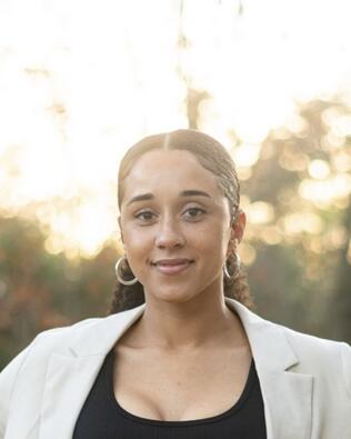 Headshot of Priscilla Lee