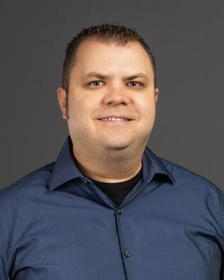 Headshot of Dmitriy Perebikovskiy