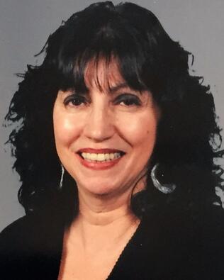 Headshot of Geraldine Andolina