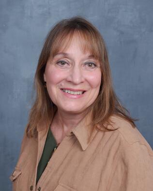 Headshot of Susan Simmons
