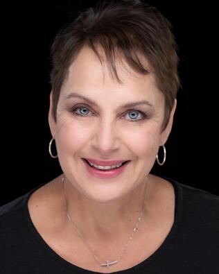 Headshot of Susan Barchik