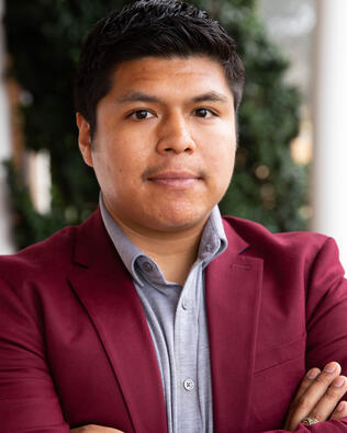 Headshot of Juan Carlos Arellano-Alvarez