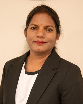 Headshot of Kavitha Madarapu