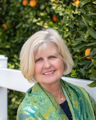 Headshot of Shirley Horton