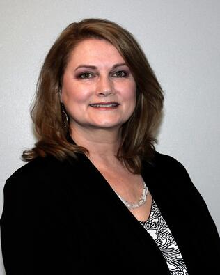 Headshot of Eileen Hediger