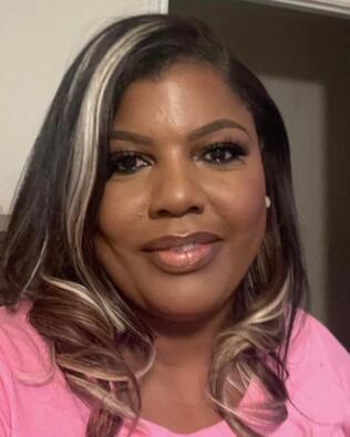 Headshot of Demetra Cooks