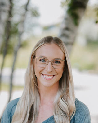 Headshot of Brianna Thomas