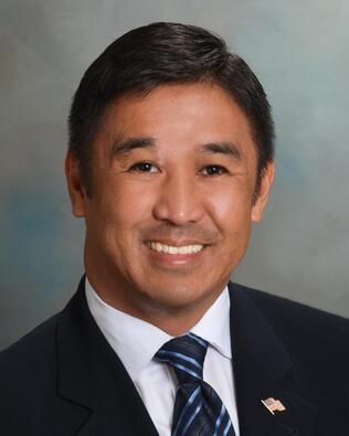 Headshot of Rowell Nueva
