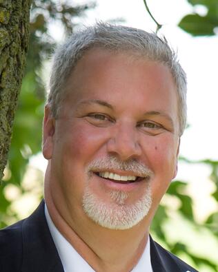 Headshot of Bob Meixner