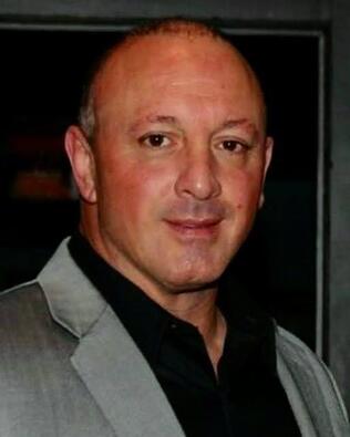 Headshot of Nicholas Phillips