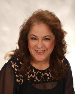 Headshot of Lucero Fernandez