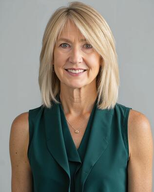 Headshot of Claudia Miller Forrest