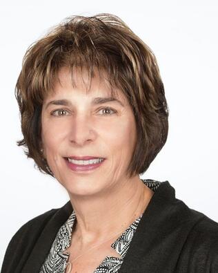 Headshot of Chris Helgesen